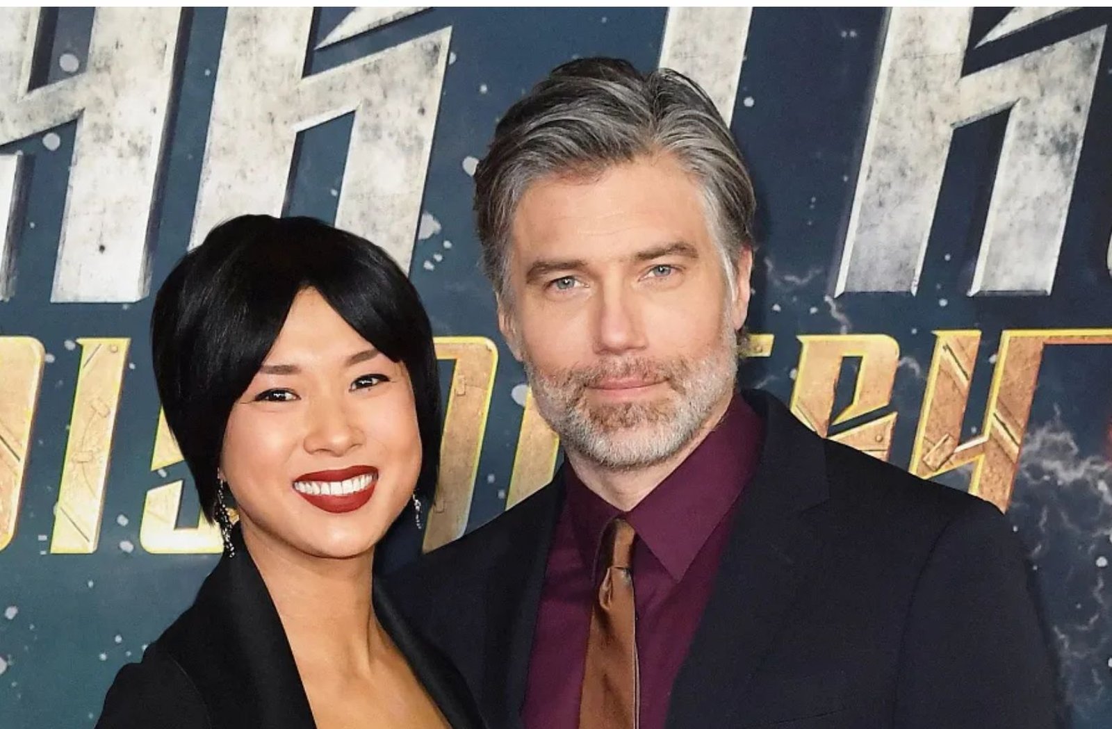 How Darah Trang Met Anson Mount